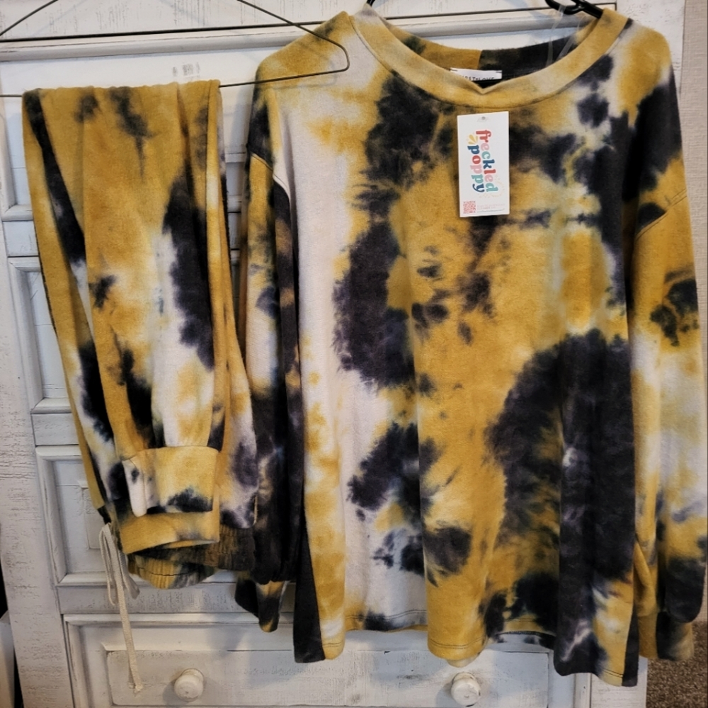 Large First Love outfit